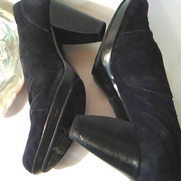 Clarks Indigo Black Suede Heels - Picture 3 of 10